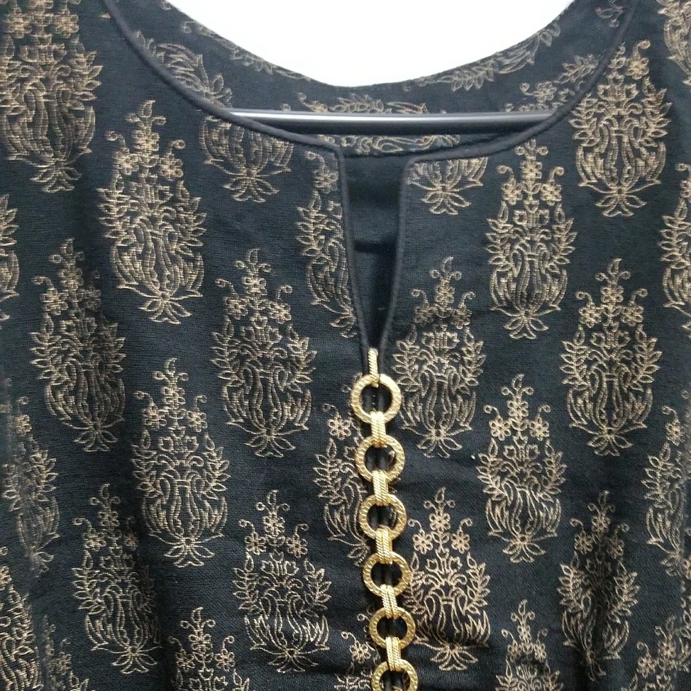 Dress - Picture 3 of 4